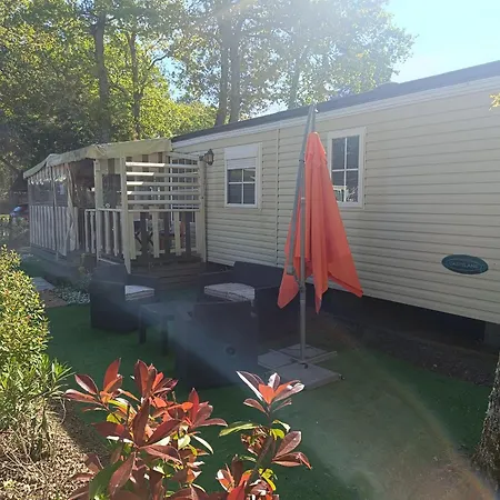 Escapade Ensoleillee Camping *